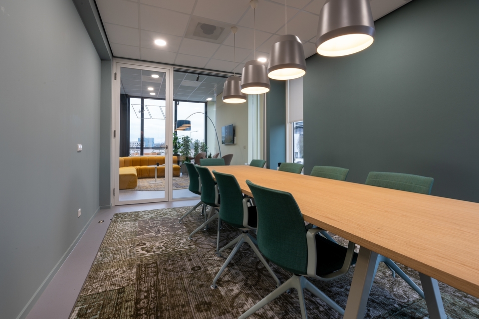 Modern Office Boardroom